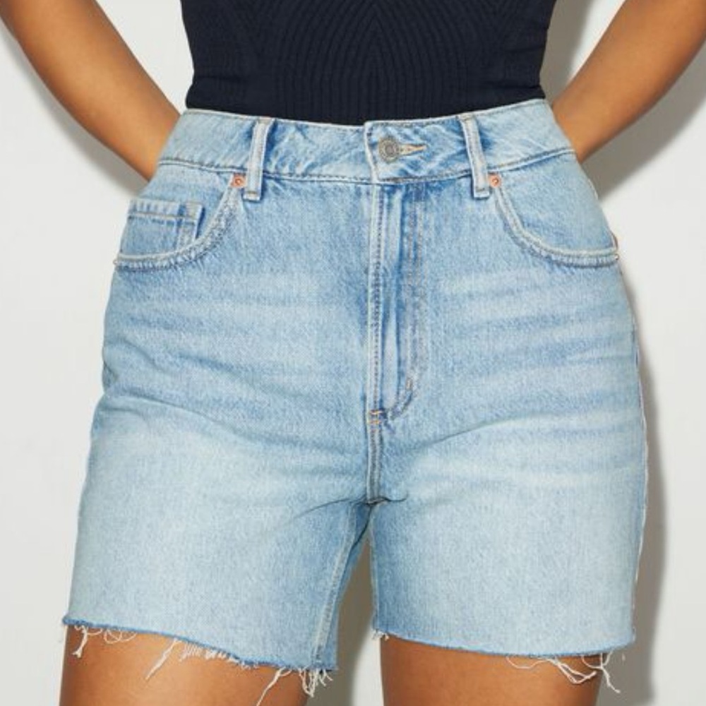 Dynamite High Rise Light Wash Jean Shorts